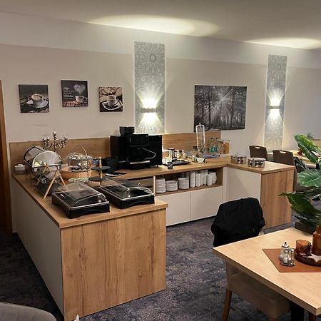 הורן-באד מאינברג Gaestehaus Am Kurpark Hotel Garni מראה חיצוני תמונה