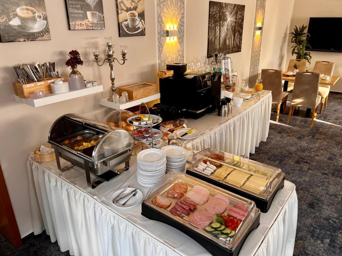 הורן-באד מאינברג Gaestehaus Am Kurpark Hotel Garni מראה חיצוני תמונה