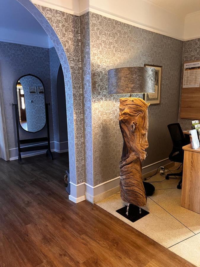 הורן-באד מאינברג Gaestehaus Am Kurpark Hotel Garni מראה חיצוני תמונה