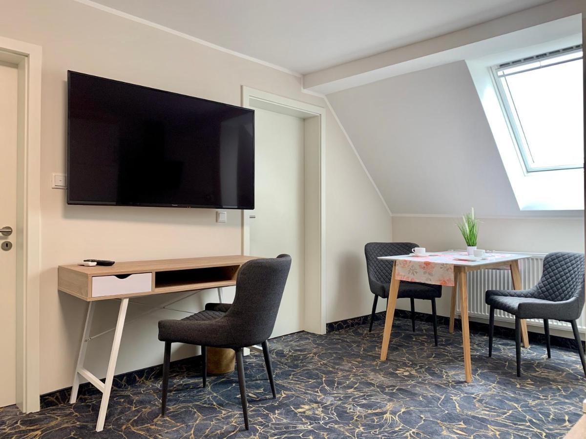 הורן-באד מאינברג Gaestehaus Am Kurpark Hotel Garni מראה חיצוני תמונה